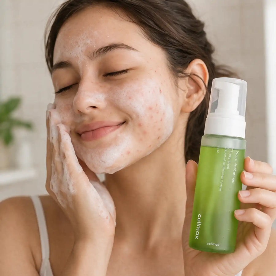 Gel de limpieza facial CELIMAX The Real Noni Acné Bubble de 155ml, para cuidado de la piel coreano y limpieza profunda.
