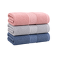 Pack de 3 toallas de baño de algodón de 70x140 cm y 450 g, en colores variados, suaves y absorbentes.