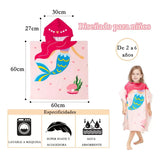 Toalla capucha de playa para niña en microfibra con diseño tipo poncho, ideal para secarse y mantenerse caliente después de nadar.
