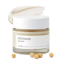 Crema de frijoles Mixsoon para cuidado facial, envase de 50 ml, en frasco pequeño, con etiqueta y tapa blanca.