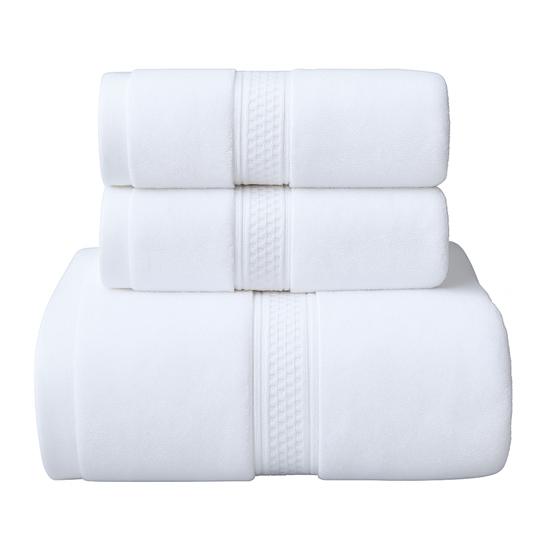Conjunto de 3 toallas de baño y mano de algodón en colores neutros, ideales para uso hotelero y decoración de baño.
