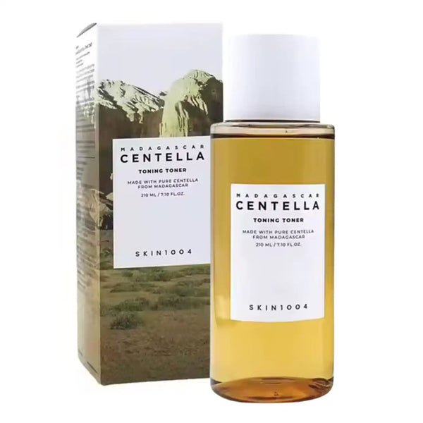 Tónico de centella SKIN1004 Madagascar en envase de 210 ml, producto coreano para cuidado de la piel, visible en la imagen.