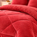 Cobertor burdeos de la marca Enigma Store con fundas premium en tonos coordinados, tejido suave y elegante para cama.