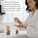 Suero hidratante Elizavecca Witch Piggy Hell Pore Control con ácido hialurónico al 97% en envase de skincare.