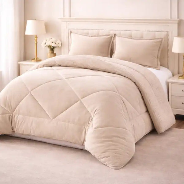 Cobertor beige y fundas premium Enigma Store, conjunto de cobertores suaves y elegantes para el hogar.