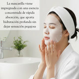 Mascarilla facial CENTELLIAN 24 Madeca Derma para lifting intensivo, con ingredientes coreanos en envase con textura cremosa.