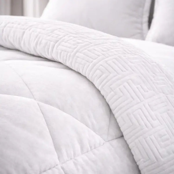 Cobertor blanco y fundas premium de Enigma Store, conjunto de cobertores suaves y elegantes para la cama.