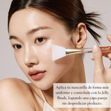 Máscara de noche de colágeno Medicube, producto de cuidado facial coreano en envase de 75 ml con textura cremosa.