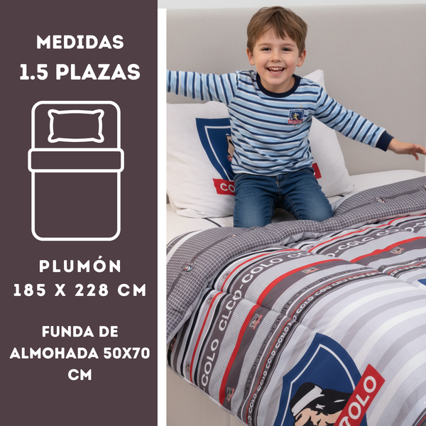 Edredón de 1.5 plazas Colo-Colo Vencedores de la marca Enigma Store, con diseño en tonos blancos y negros para cama doble.