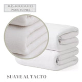 Dos toallas de baño grandes blancas de microfibra de 90x180 cm, suaves y absorbentes, en color blanco.