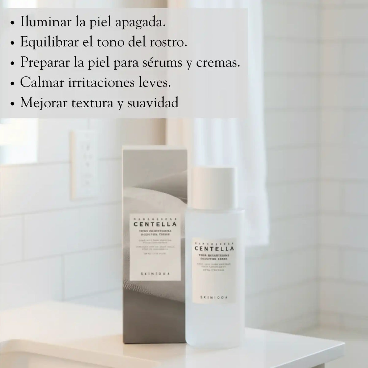 Tónico iluminador SKIN1004 Tone Brightening Boosting Toner para cuidado facial, botella de 210 ml.