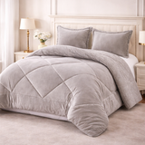 Cobertor gris y fundas premium de Enigma Store, con textura suave y diseño elegante para decoración y confort.