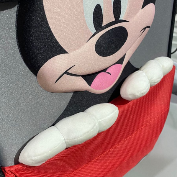 Mochila Escolar Con Manitos 3d Mickey Mouse Disney