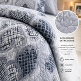 Cubrecama king de 5 piezas de Casa Eterna con diseño geométrico bordado, ideal para decorar y proteger la cama.