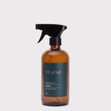 Aromatizante para el hogar BEKOKO con fragancia a bayas en envase spray, ideal para perfumar espacios.