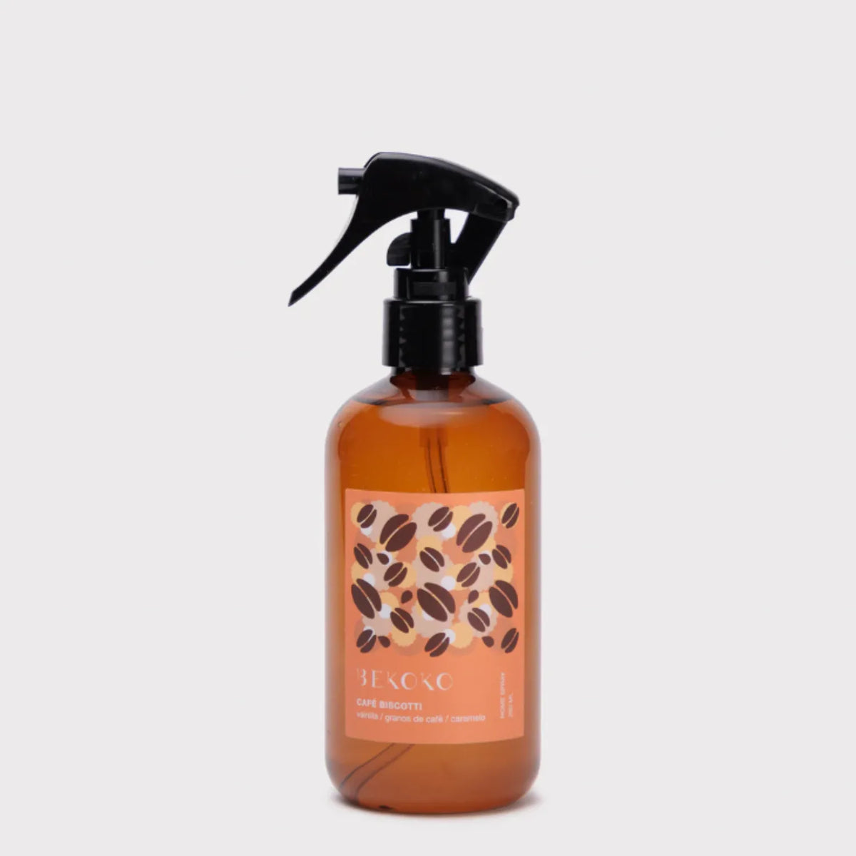 Spray aromatizante BEKOKO con aroma a café biscotti, para perfumar ambientes con fragancia cálida y acogedora.