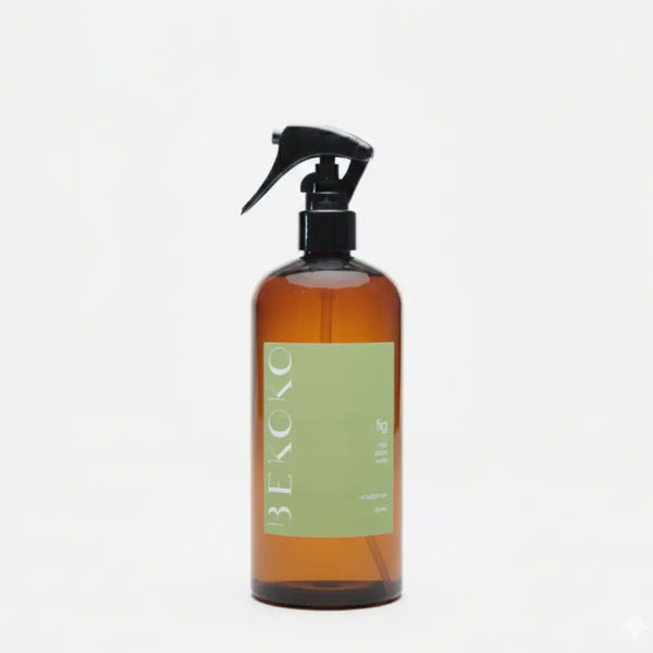 Aromatizante para el hogar BEKOKO en spray con fragancia de higo, muestra el envase y la etiqueta del producto.