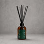 Difusor ambiental BEKOKO Wild Ámbar con varillas y frasco de 250ml para aromatizar espacios en el hogar
