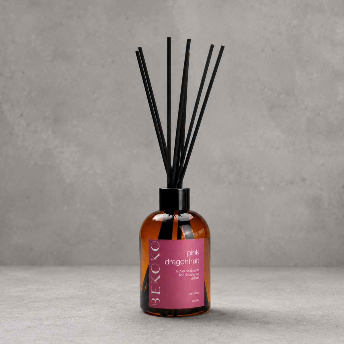 Difusor Ambiental con Varillas Pink Dragonfruit Ámbar 250ml