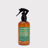 Aromatizante para el hogar BEKOKO con fragancia de sandía y limón, en botella con spray para ambientar espacios.