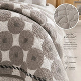 Cubrecama King de 5 piezas Casa Eterna con diseño geométrico en gris, reversible y acolchado para cama grande.