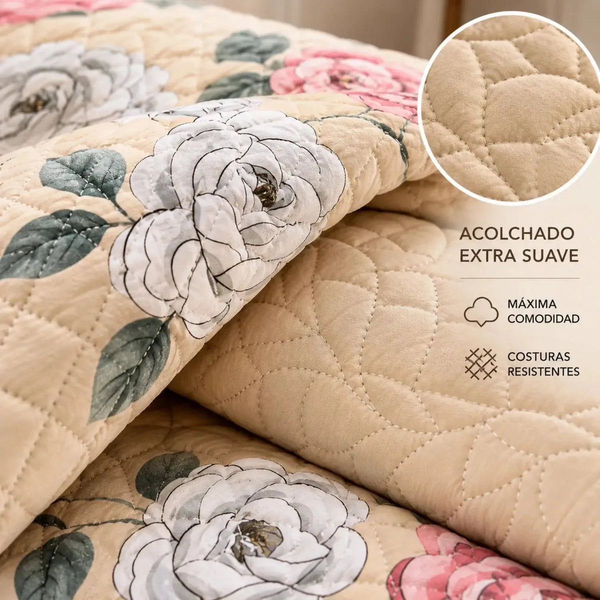 Detalle de la textura acolchada del cubrecama quilt bordado king de Casa Eterna con diseño floral en tonos beige.